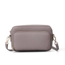 Load image into Gallery viewer, 100% Genuine Leather Women's Large Capacity Daily Commuting Crossbody Bag