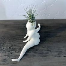 Load image into Gallery viewer, Resin Ghost  Desktop Flower Pot Planter Decoration
