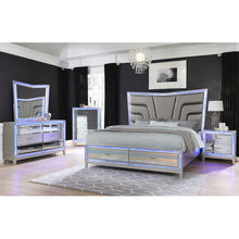 Load image into Gallery viewer, Bedroom Furniture Set Luxury 5 Pc Queen - jeaniesunusualdecor
